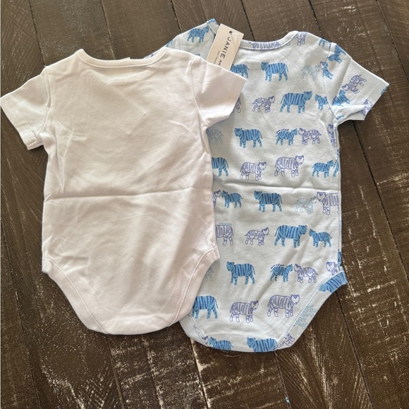JANIE AND JACK NWT Two Size‎ Up Bodysuits 100% Cotton 0-3/3-6 months - Picture 4 of 4